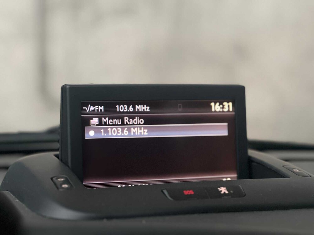 Peugeot 3008 1.6 THP ST 156PS 2011, 64-PJJ-1