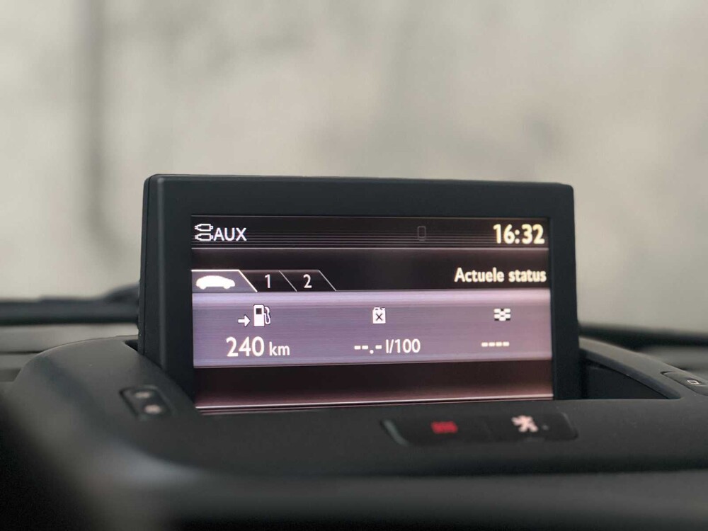 Peugeot 3008 1.6 THP ST 156PS 2011, 64-PJJ-1