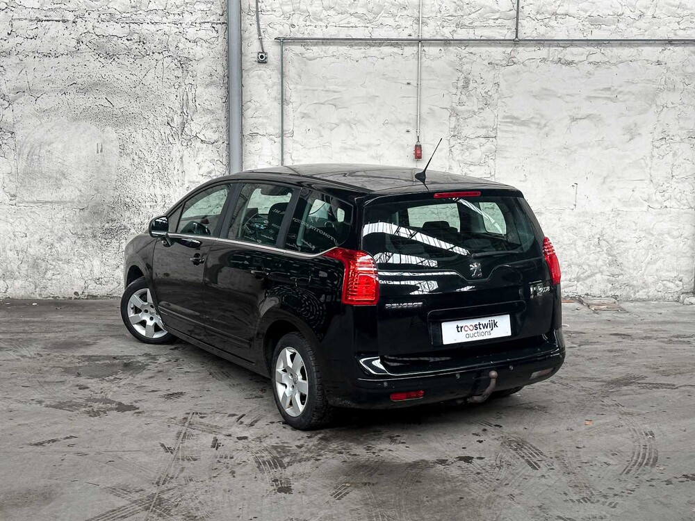 Peugeot 5008 1.6 THP Active 7p. 156PS 2012, 18-XVZ-7