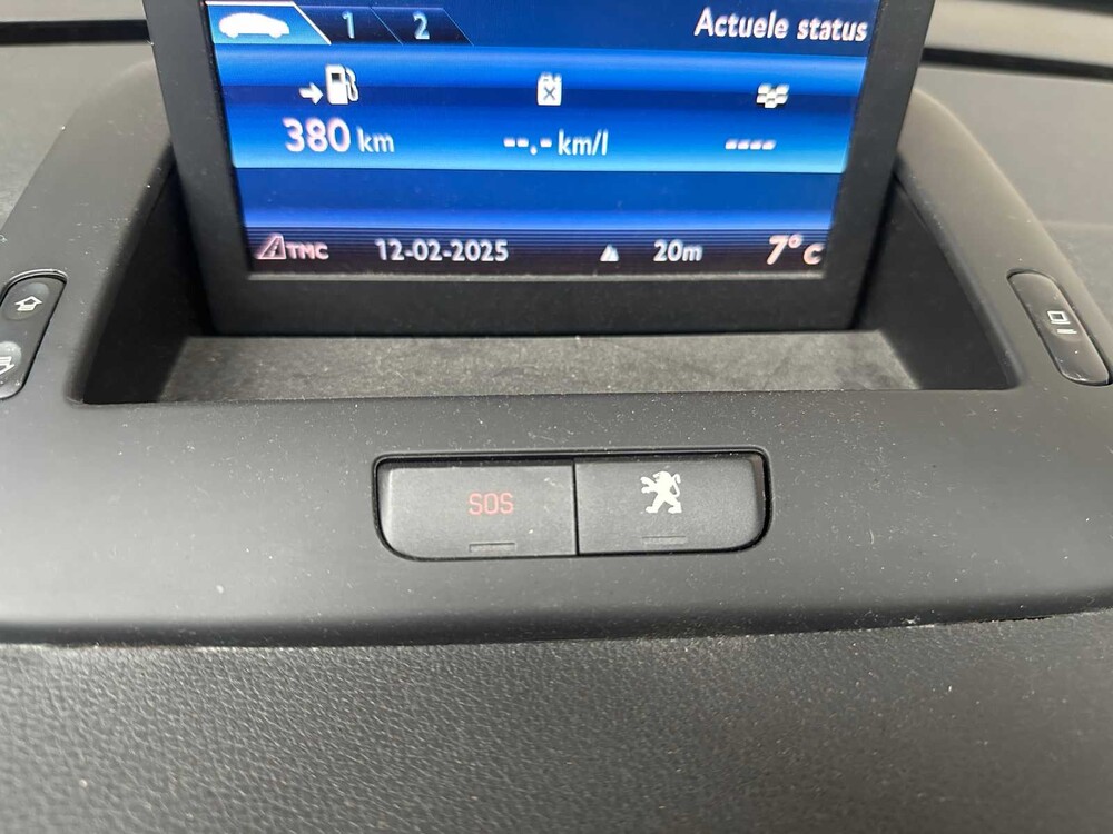 Peugeot 5008 1.6 THP Active 7p. 156PS 2012, 18-XVZ-7