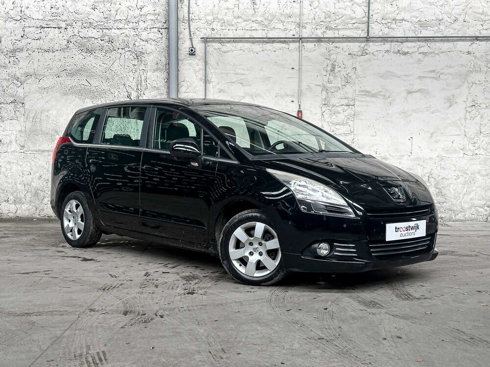 Peugeot 5008 1.6 THP Active 7p. 156PS 2012, 18-XVZ-7