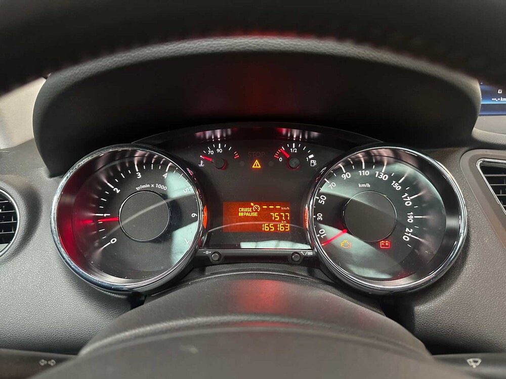 Peugeot 5008 1.6 THP Active 7p. 156PS 2012, 18-XVZ-7