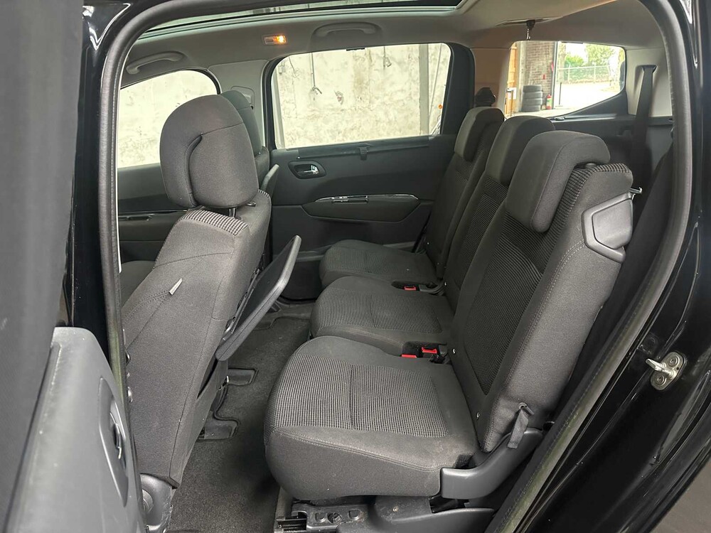 Peugeot 5008 1.6 THP Active 7p. 156PS 2012, 18-XVZ-7
