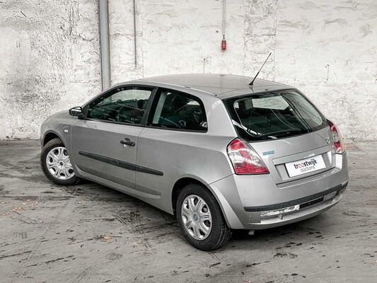 Fiat Stilo 1.2-16V Active 80hp 2003, 76-NK-LB