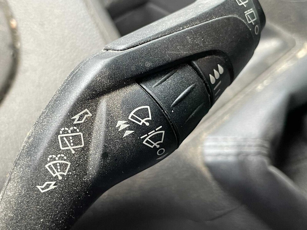 Ford Transit Custom 290 2.0 TDCI L2H1 Tr 105PS 2018, V-699-NR