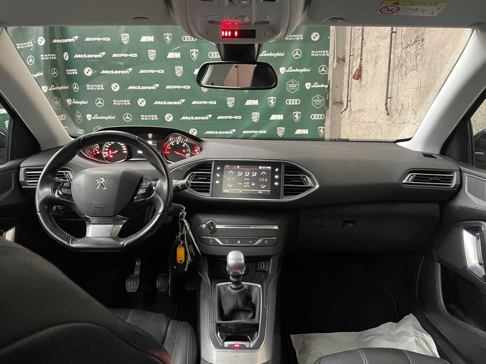 Peugeot 308 1.5 BlueHDi Blue Lease Premium 131PS 2019, XG-692-V