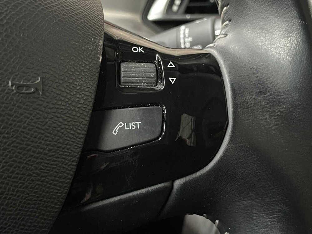 Peugeot 308 1.5 BlueHDi Blue Lease Premium 131PS 2019, XG-692-V