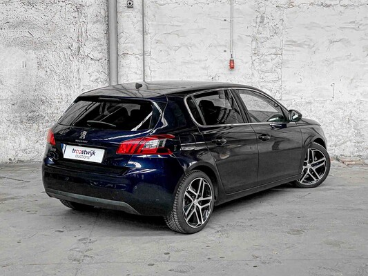 Peugeot 308 1.5 BlueHDi Blue Lease Premium 131hp 2019, XG-692-V