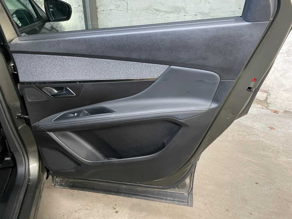 Peugeot 5008 1.2 PT BL. Premium 131PS 2020, H-094-HS