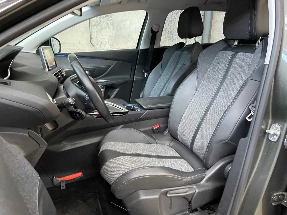 Peugeot 5008 1.2 PT BL. Premium 131PS 2020, H-094-HS