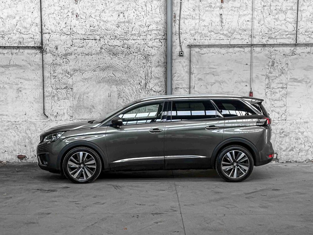 Peugeot 5008 1.2 PT BL. Premium 131PS 2020, H-094-HS