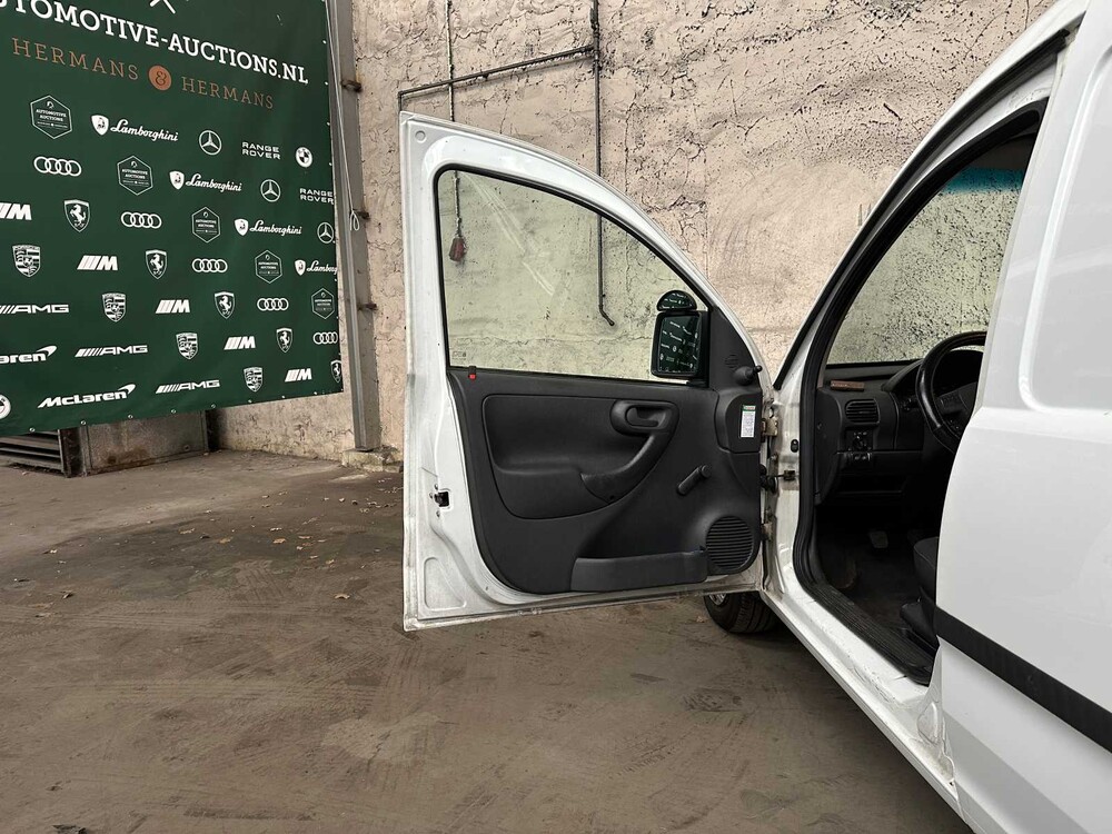 Opel Combo 1.3 CDTi Base 75PS 2011, 9-VPG-56