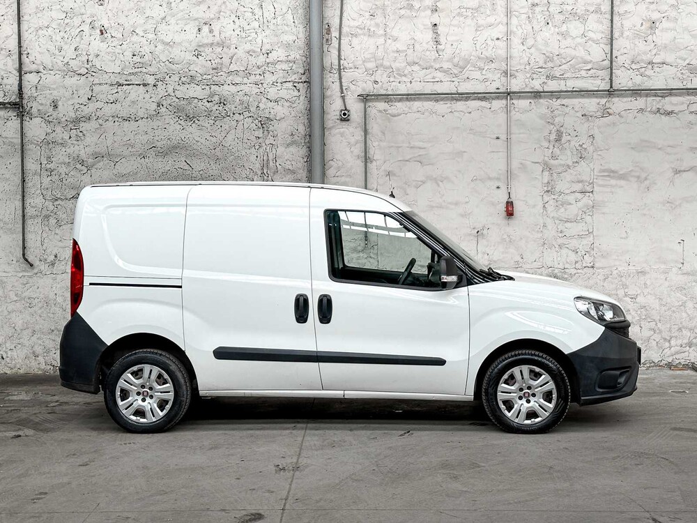Fiat Doblò Cargo 1.3 MJ L1H1 Aktuell 75PS 2015, VN-047-X
