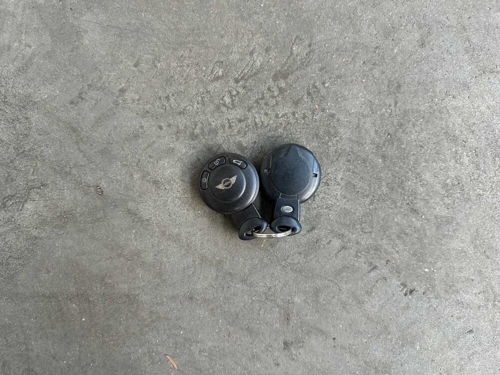 Mini Clubman 1.6 Cooper Chile 120PS 2008 (Original-NL), 10-ZP-KJ