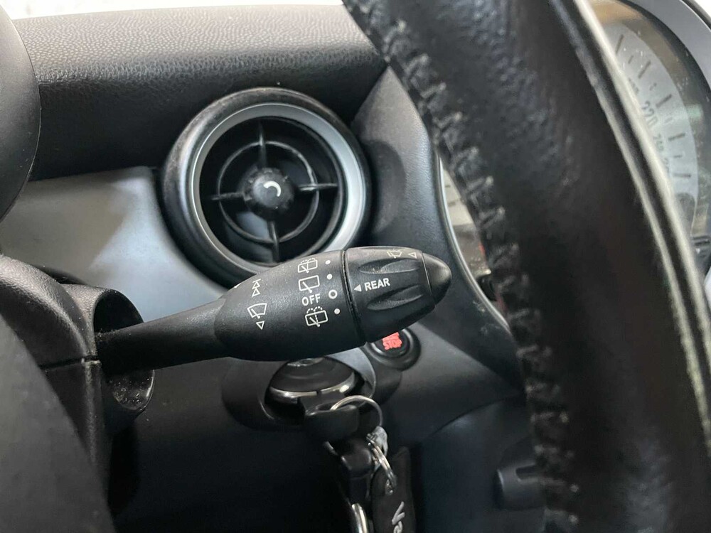 Mini Cooper One 1.6 MINIMALIST Business Line 98PS 2010 (Original-NL), 37-NPB-5