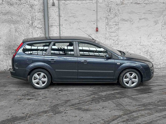 Ford Focus Wagon 1.6-16V Futura 116hp 2006, 56-TD-GZ