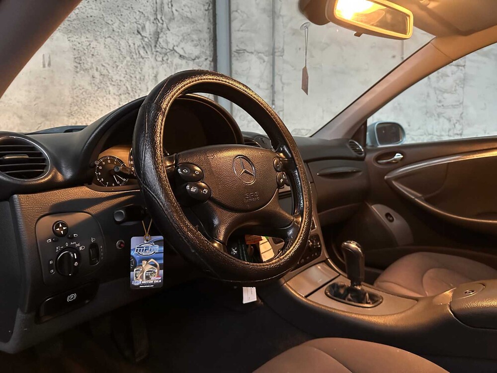 Mercedes-Benz CLK-Klasse Coupé 240 Avantgarde 170PS 2002, L-564-PN