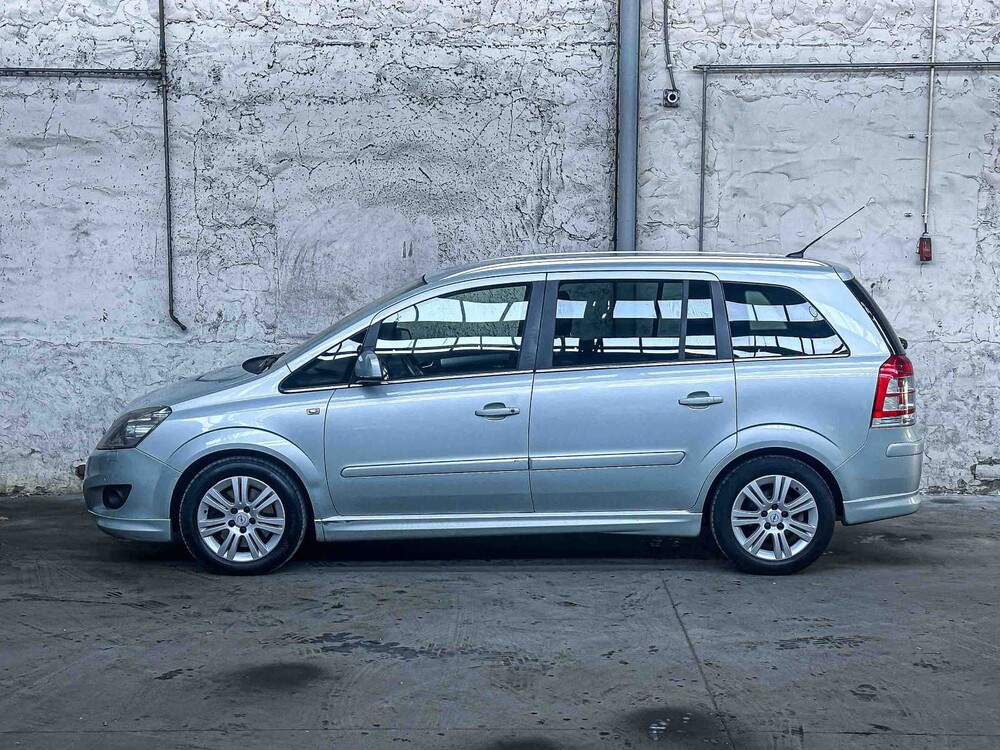 Opel Zafira 2.2 Cosmo 150PS 2009 (Original-NL), 71-KBL-3