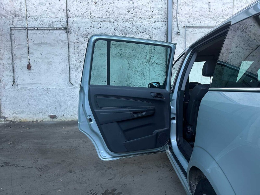 Opel Zafira 2.2 Cosmo 150PS 2009 (Original-NL), 71-KBL-3
