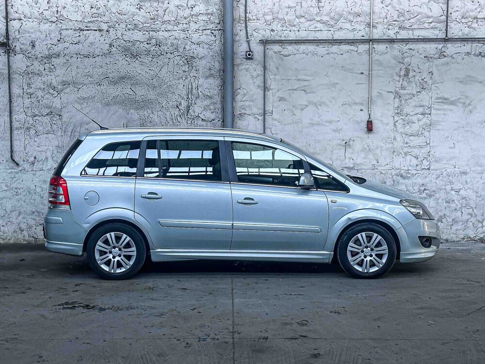 Opel Zafira 2.2 Cosmo 150PS 2009 (Original-NL), 71-KBL-3