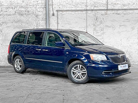 Lancia Voyager 3.6 V6 Platinum 283hp 2012, R-831-FN