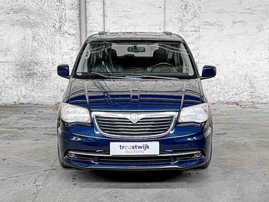 Lancia Voyager 3.6 V6 Platinum 283hp 2012, R-831-FN