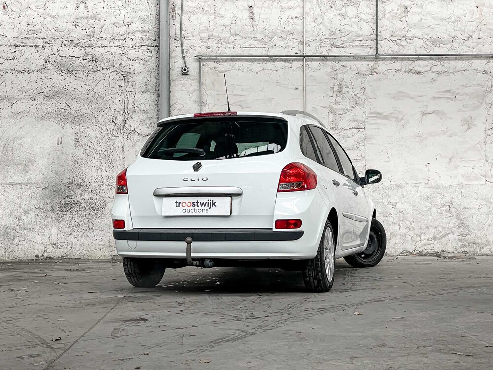 Renault Clio Kombi 1.2-16V Authentique 75PS 2011 (Original-NL), 06-RFL-1