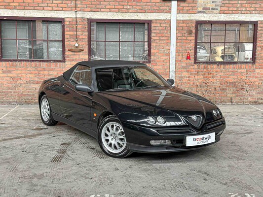 Alfa Romeo Spider 2.0-16V Twin Spark 150pk 1996, NX-VS-80