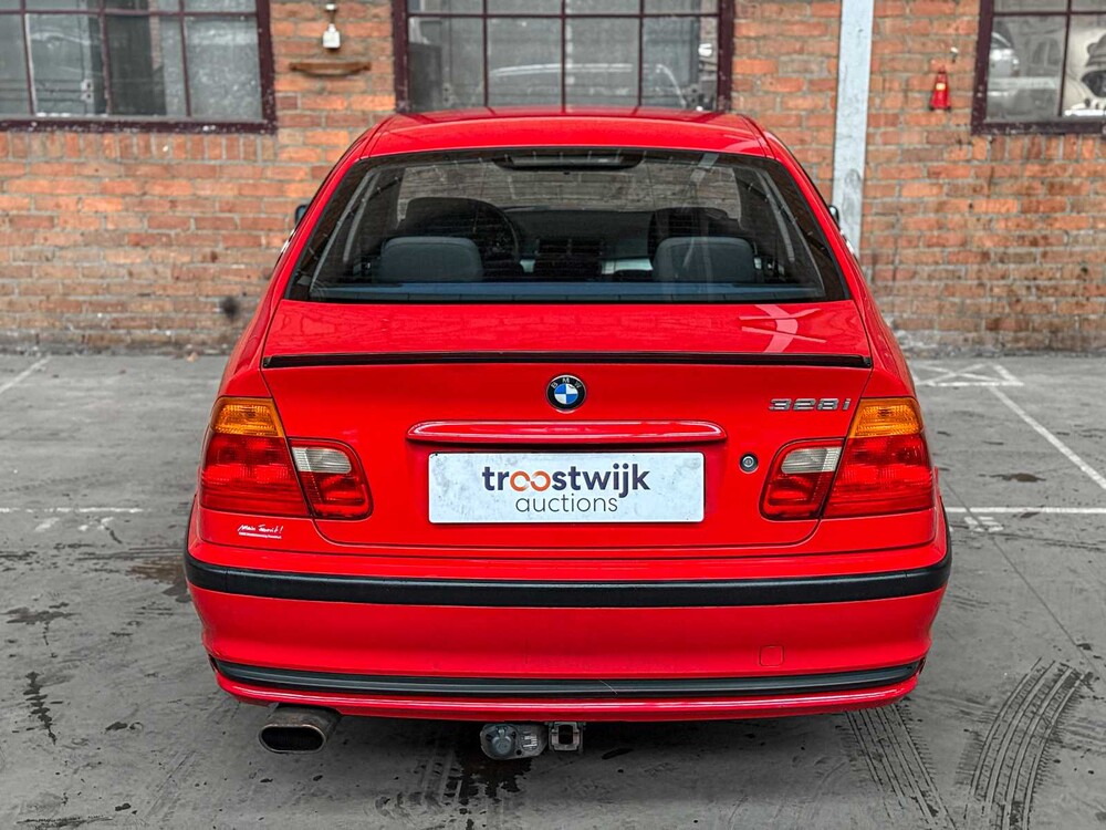 BMW 328i Executive E46 2.8 Reihen-6 193PS 1998, K-783-DD