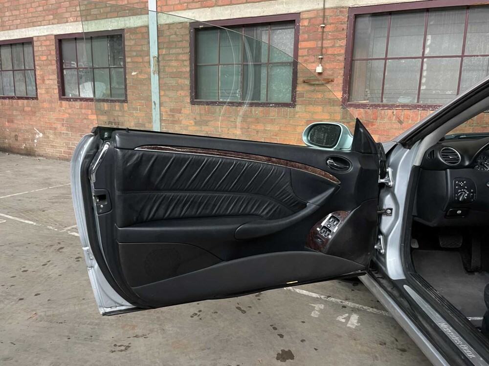 Mercedes-Benz CLK280 Elegance 3.0 V6 231PS 2006 CLK-Klasse Cabrio, 97-SX-BH