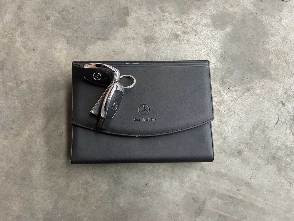 Mercedes-Benz S500 Prestige Plus 5.5 V8 W221 387PS 2006, 76-SK-HB Youngtimer