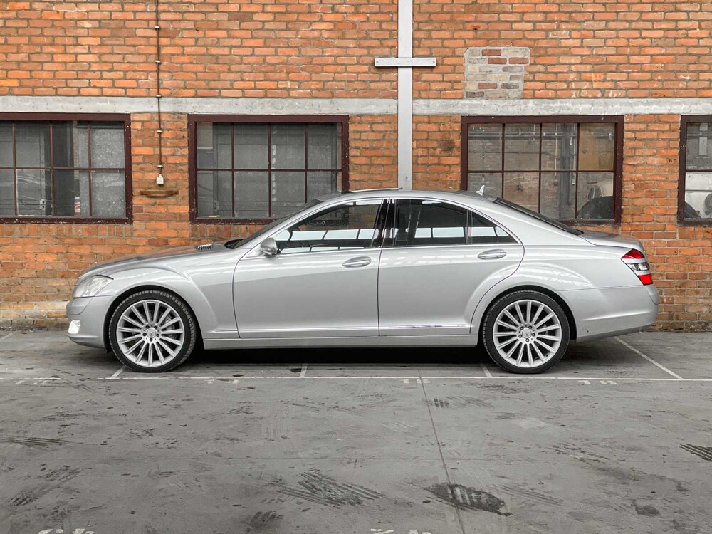 Mercedes-Benz S500 Prestige Plus 5.5 V8 W221 387PS 2006, 76-SK-HB Youngtimer