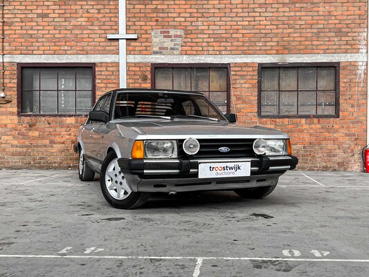 Ford Granada 4.6 V8 208pk 1982, JG-87-YR