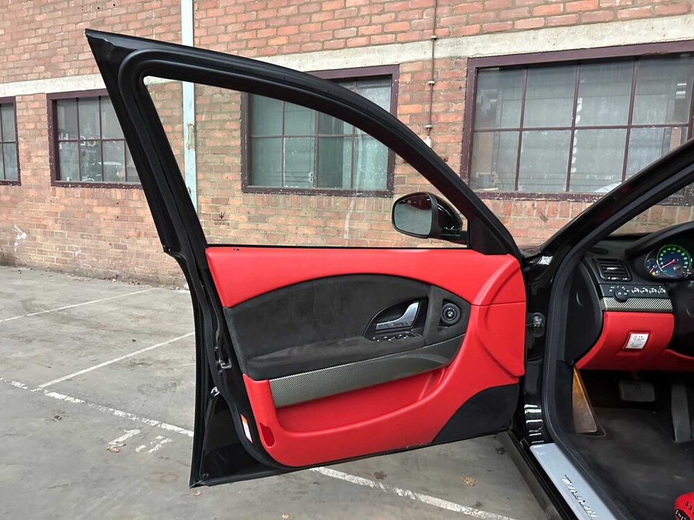 Maserati Quattroporte 4.7 V8 440PS Sport GTS '63.000km' 2010