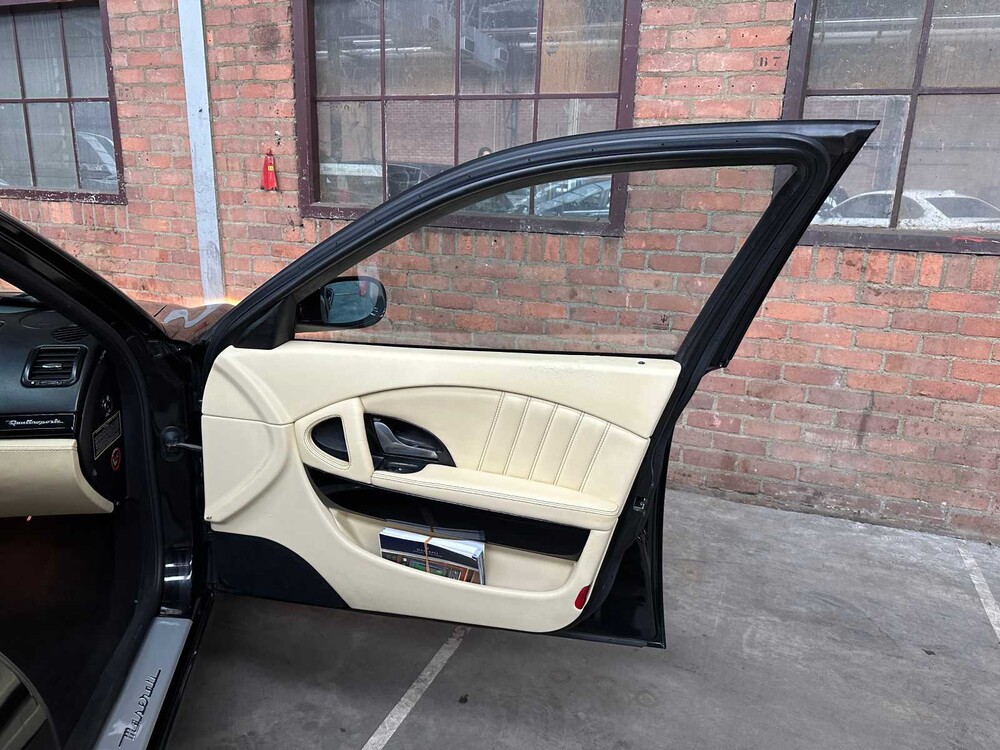 Maserati Quattroporte 4.2 V8 Sport GT 401PS ZF 2008 -Youngtimer-