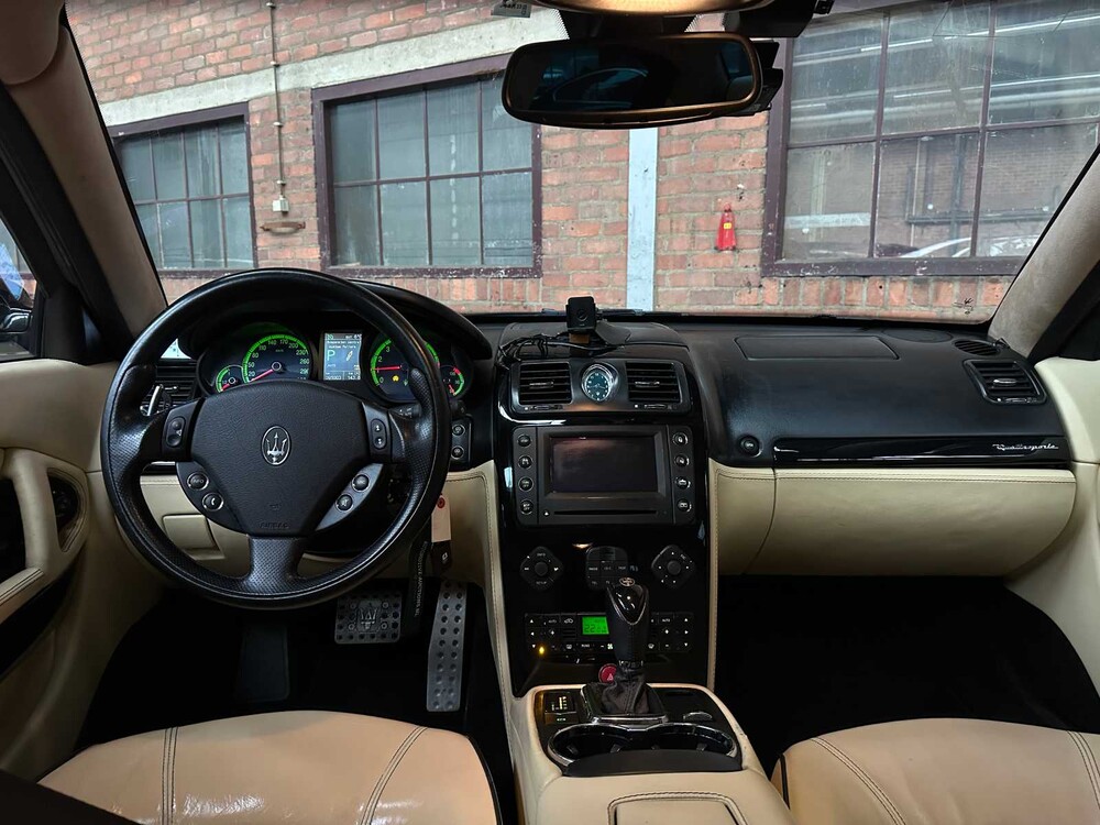 Maserati Quattroporte 4.2 V8 Sport GT 401PS ZF 2008 -Youngtimer-
