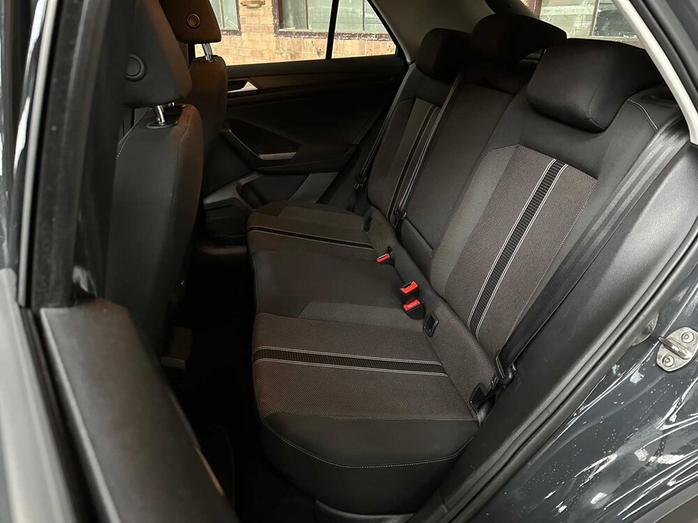 Volkswagen T-Roc 1.0 TSI Style 2019, ZS-227-J