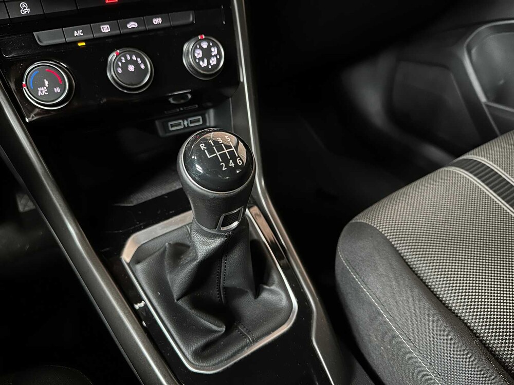 Volkswagen T-Roc 1.0 TSI Style 2019, ZS-227-J