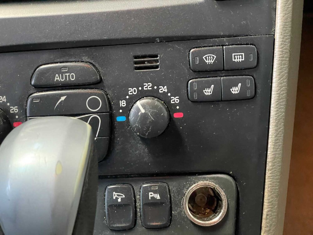 Volvo XC90 2.5 T 209hp 2004, 21-NR-TZ