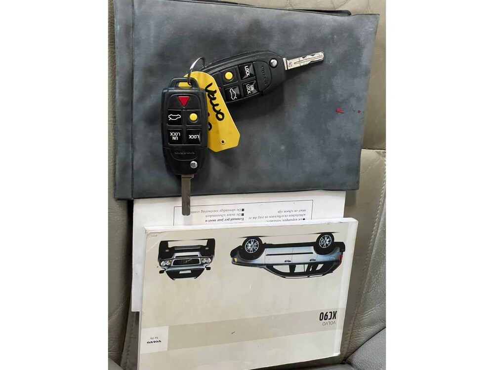 Volvo XC90 2.5 T 209hp 2004, 21-NR-TZ