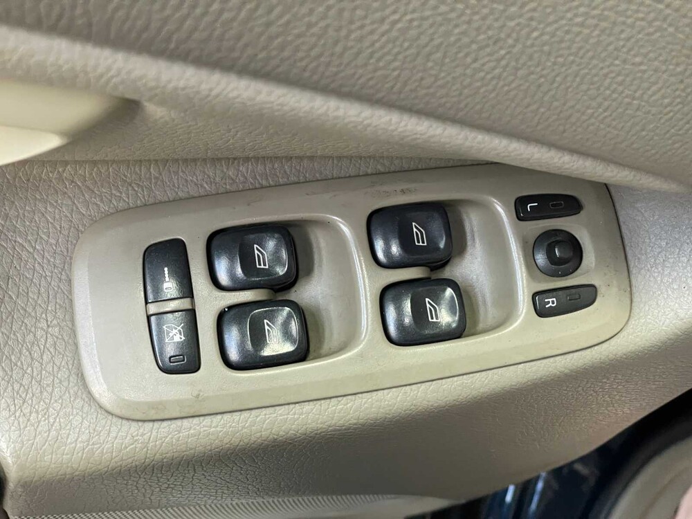 Volvo XC90 2.5 T 209hp 2004, 21-NR-TZ