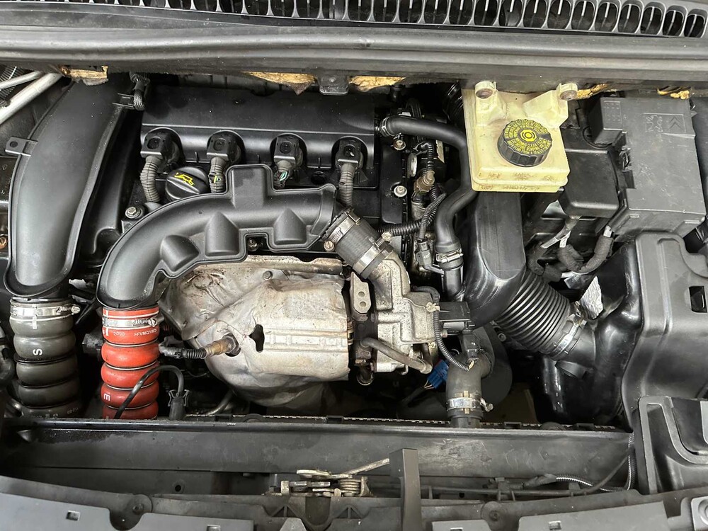 Peugeot 5008 1.6 THP GT 5p. 156pk 2010, 55-LSJ-2