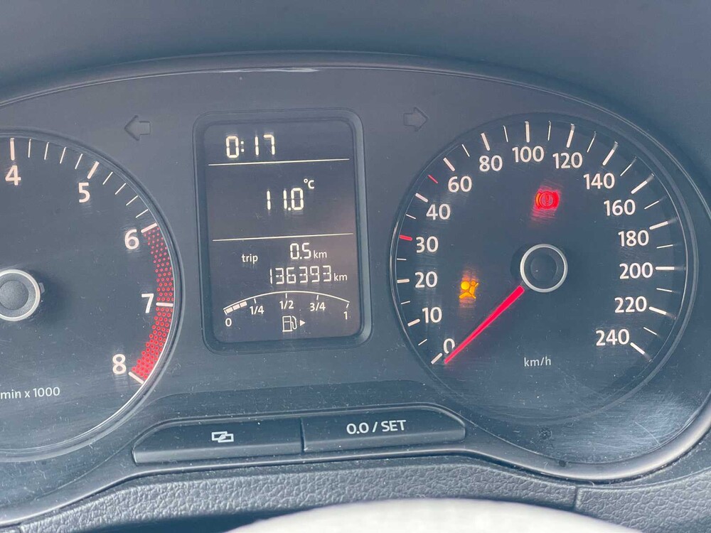  Volkswagen Polo 1.2 Easyline 60PS 2011, 12-SLR-6