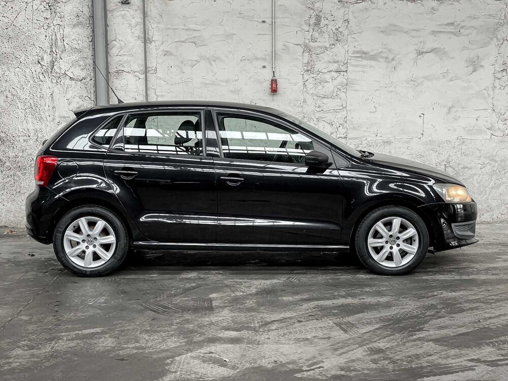 Volkswagen Polo 1.2 Easyline 60hp 2011, 12-SLR-6