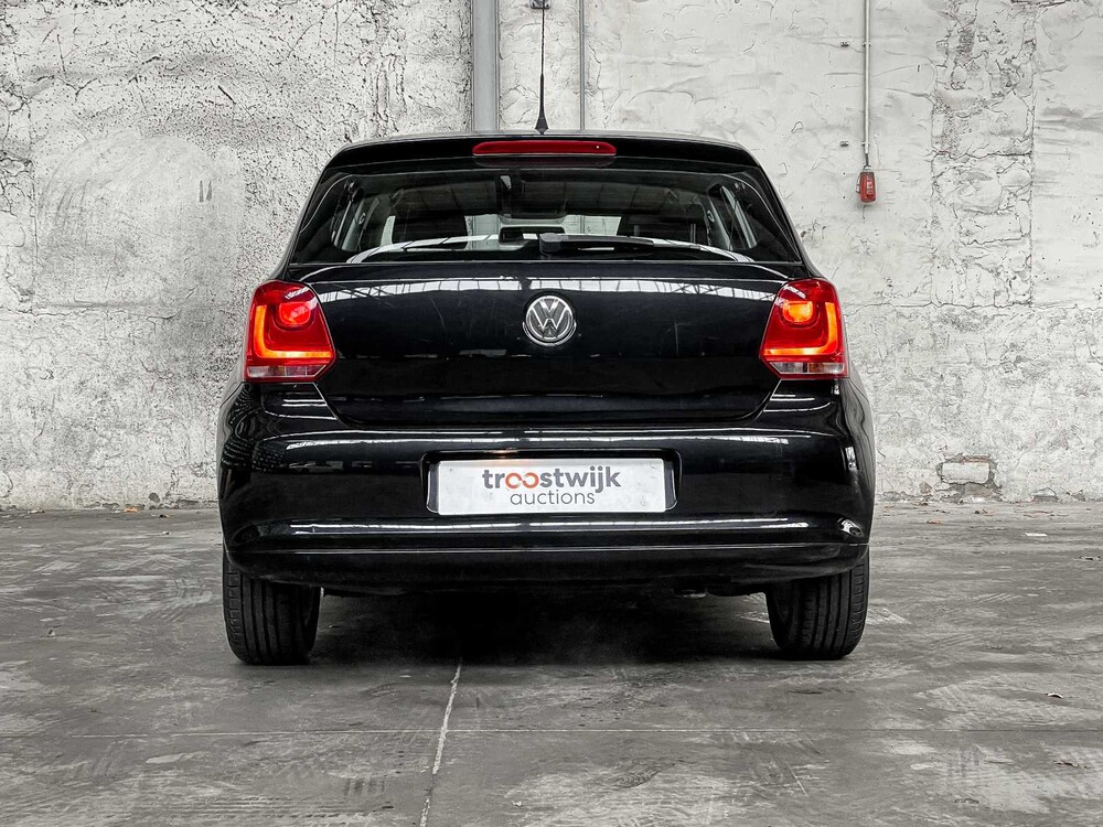  Volkswagen Polo 1.2 Easyline 60hp 2011, 12-SLR-6