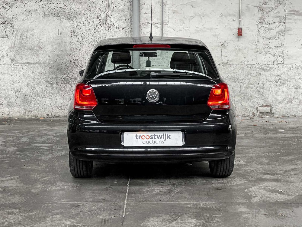  Volkswagen Polo 1.2 Easyline 60hp 2011, 12-SLR-6