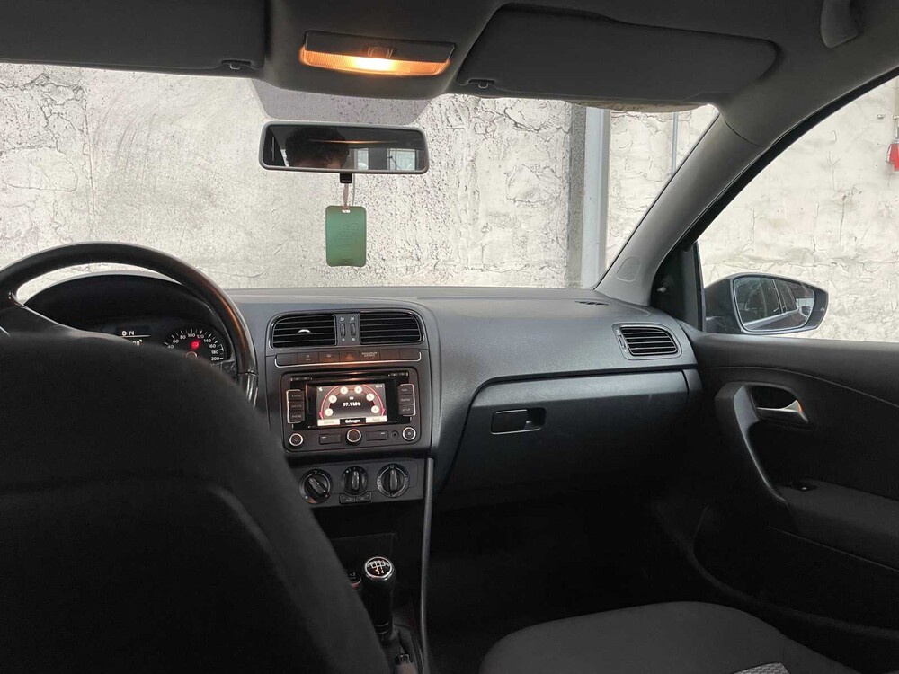  Volkswagen Polo 1.2 Easyline 60PS 2011, 12-SLR-6