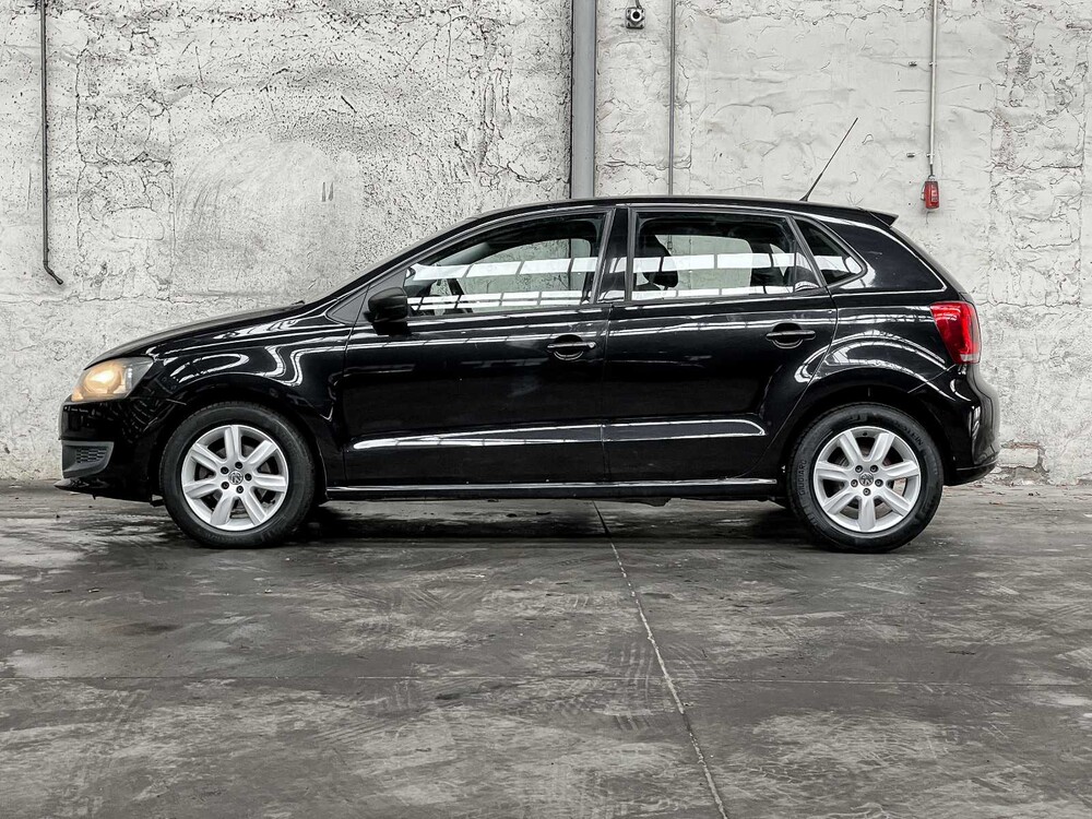  Volkswagen Polo 1.2 Easyline 60hp 2011, 12-SLR-6