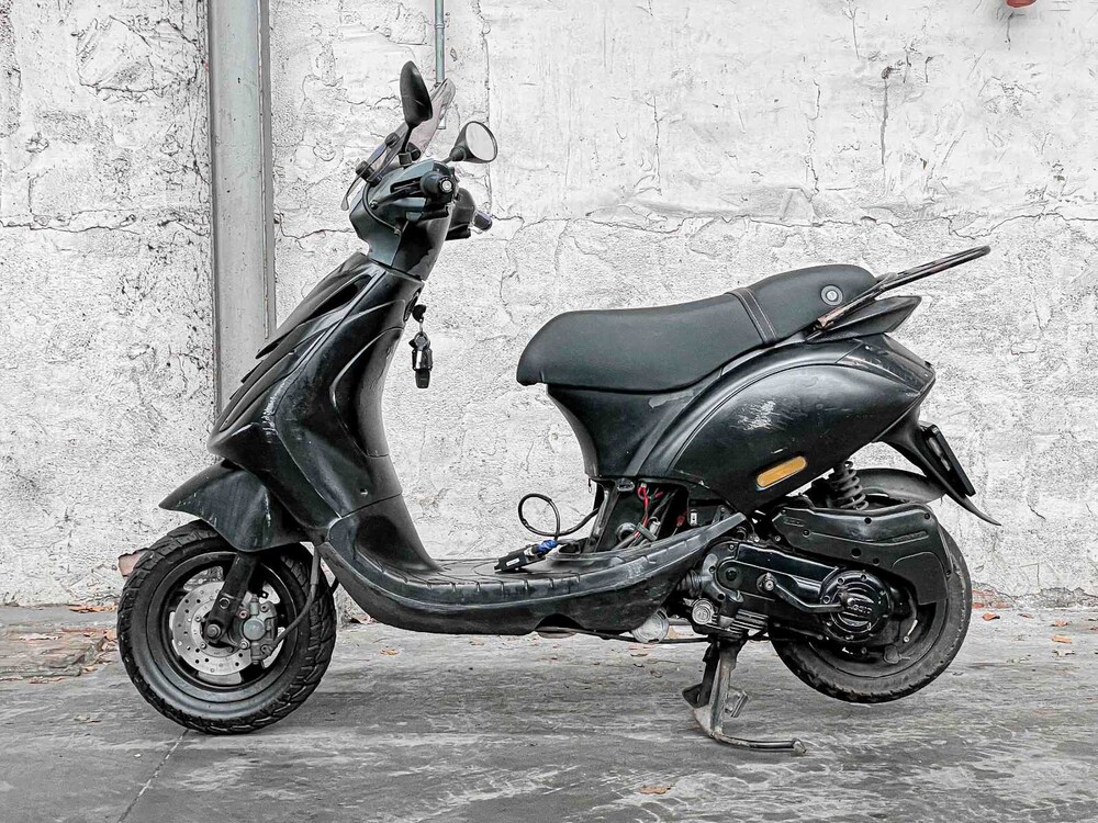 Piaggio Zip 4T, D-841-DD -Roller-