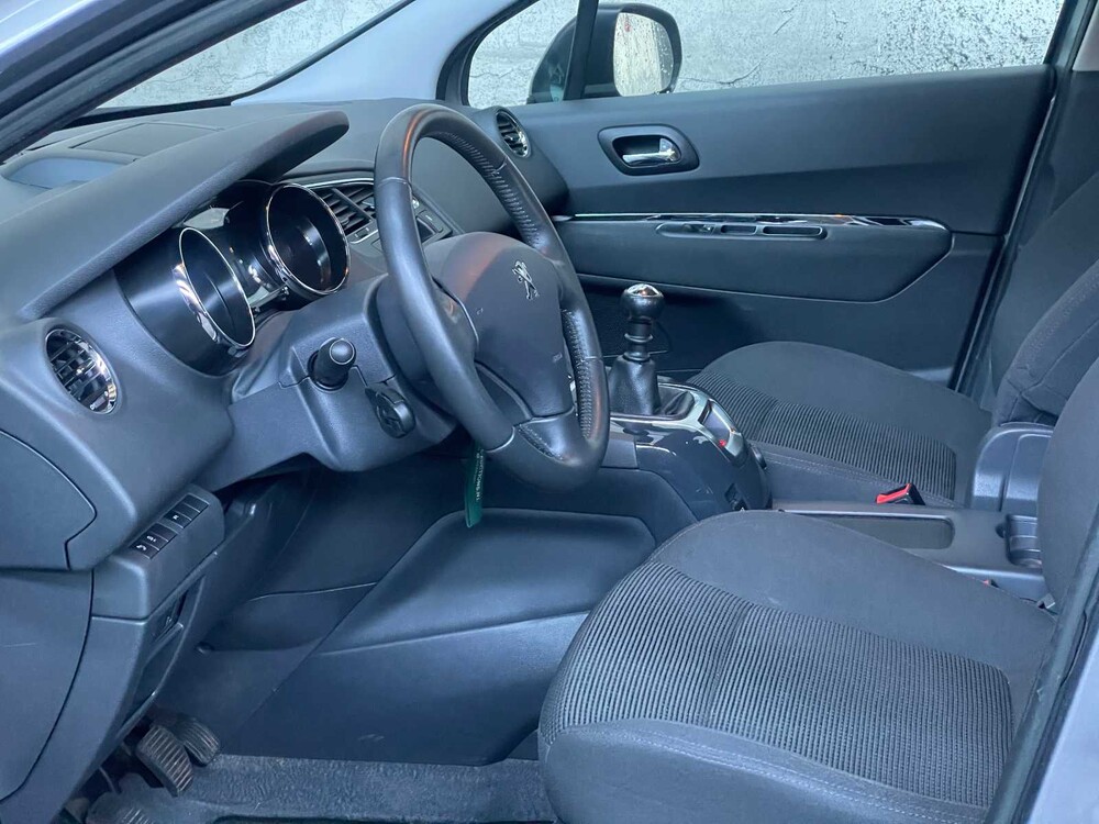 Peugeot 5008 1.6 THP Active 5p. 156PS 2014, 6-TLR-63